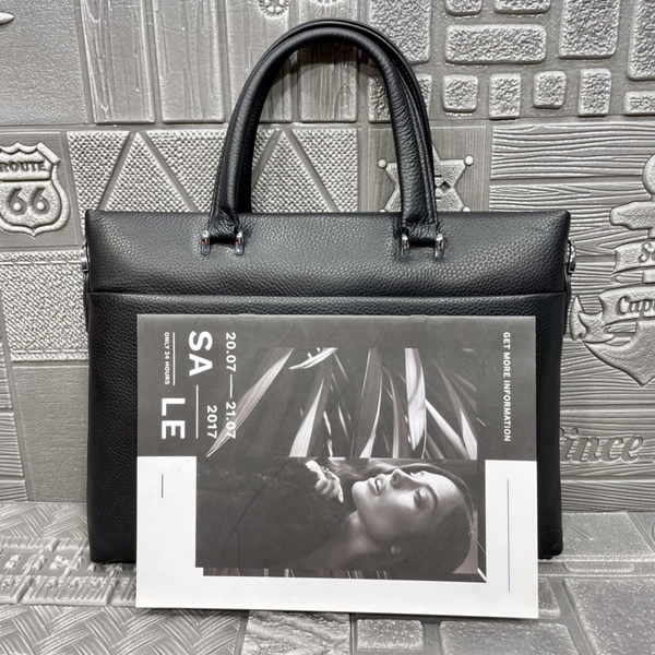 スーパーコピーブランドバッグ着用イメージ